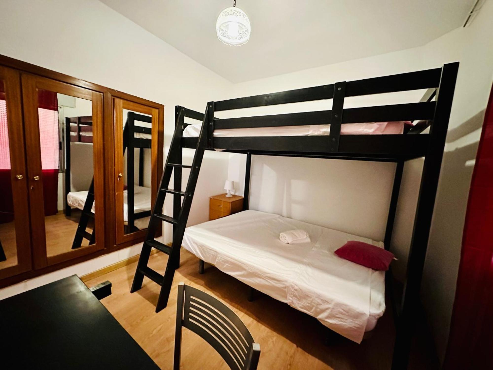Rooms In Madrid Downtown Esterno foto